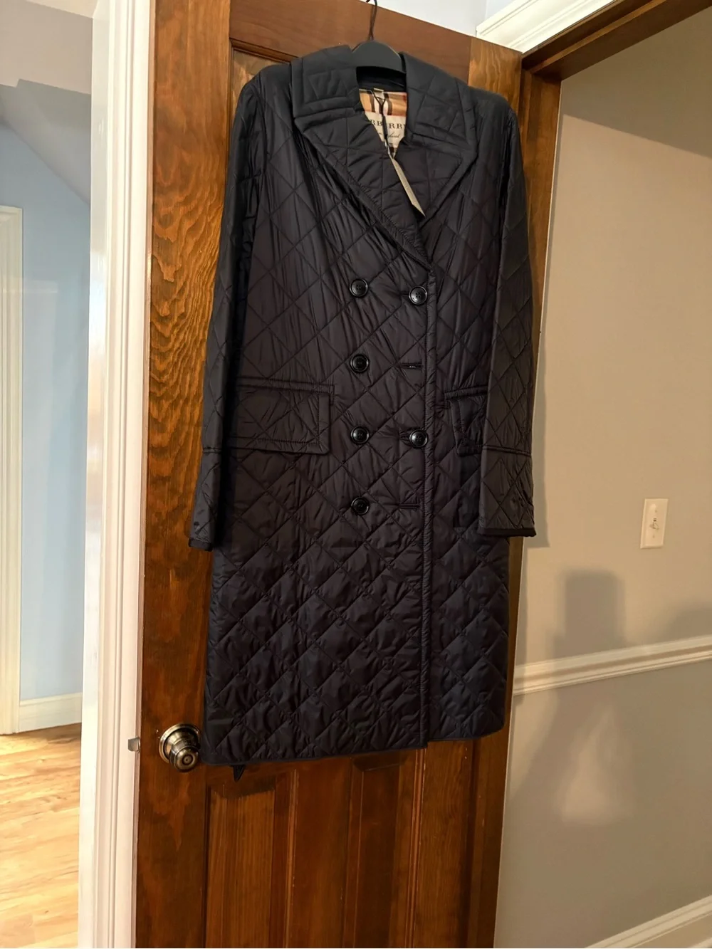Burberry Double Breasted Trench Coat NWT Sz. M - Picture 9 of 15
